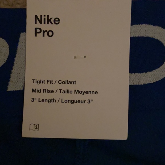 Women’s Nike Pros - Picture 2 of 3